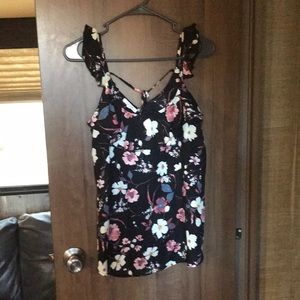 Floral print thin strap shirt